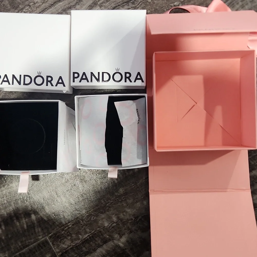 Pandora gift packaging 2 bags, 3 boxes, tissue